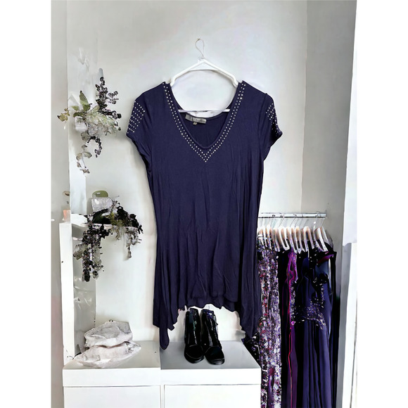 Essentials by Milano Rhinestone Studded Sleeve Blue Blouse Size Medium - Picture 1 of 8